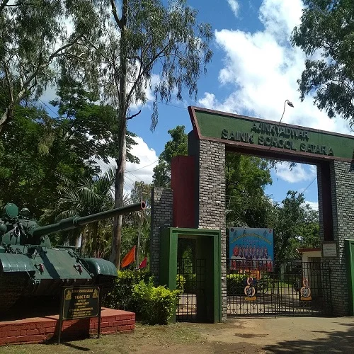 Sainik_School_Satara
